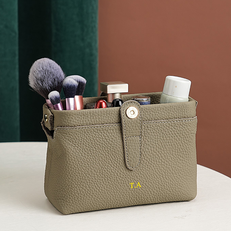 Gravar letras de couro luxo sa - Luxury Skincare Accessories avaliação e preço