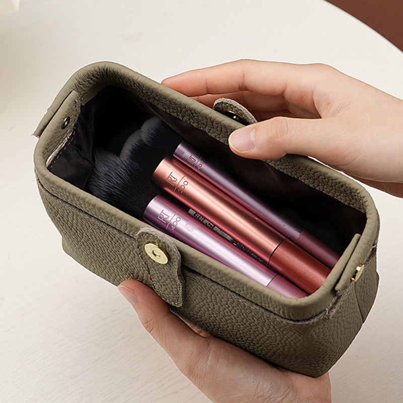 Gravar letras de couro luxo sa - Luxury Skincare Accessories avaliação e preço